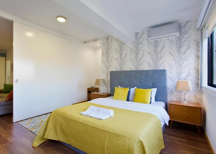 Aposentus - The First * بورتو