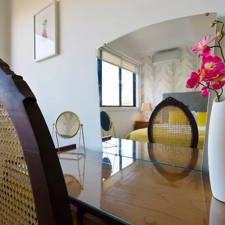 Aposentus - The First Apartman