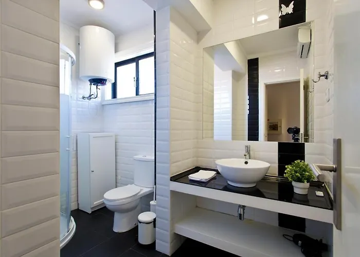 Apartman Aposentus - The First *